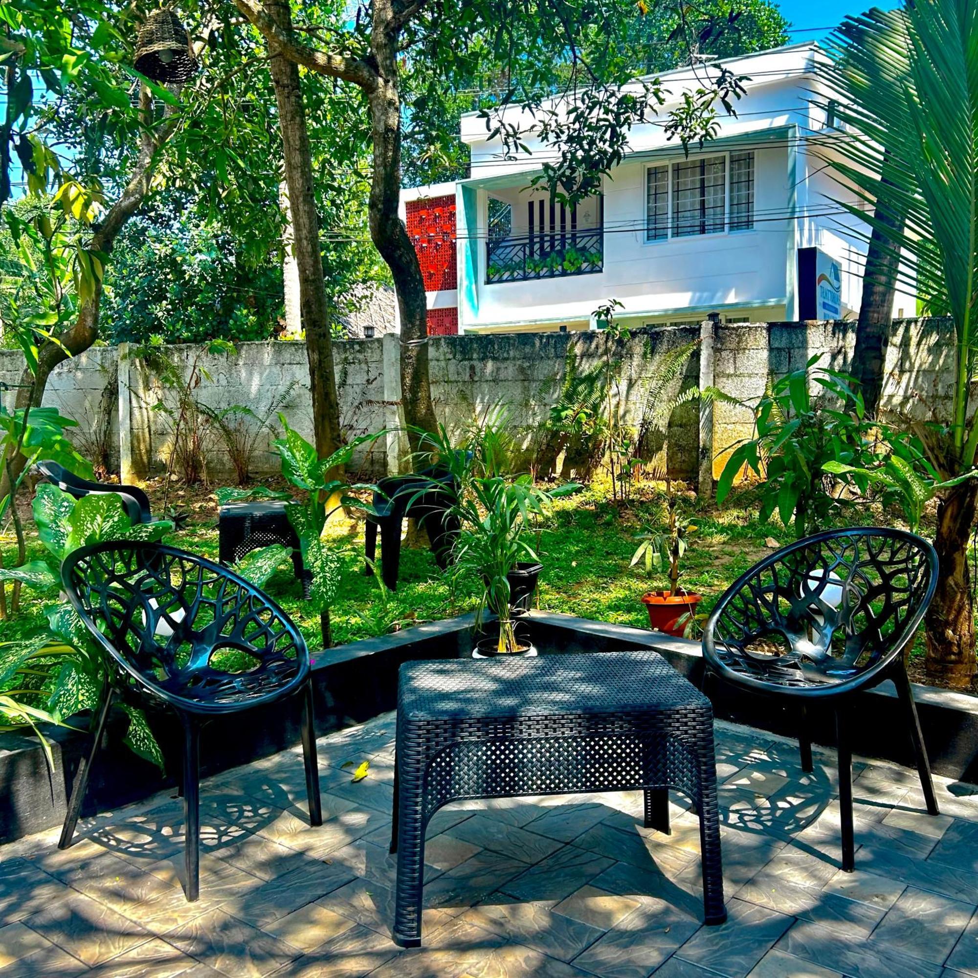 Cozy Nest Apartment Varkala Exterior photo